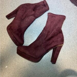 Guess Rich Burgundy Heeled Boots
